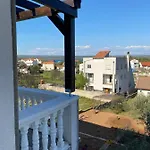 Apartment Raslina