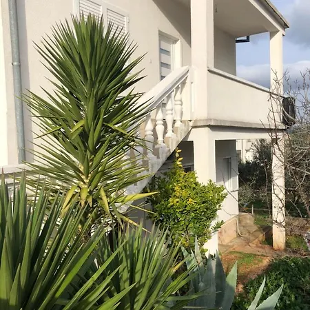 Apartment Raslina 아파트 Raslina