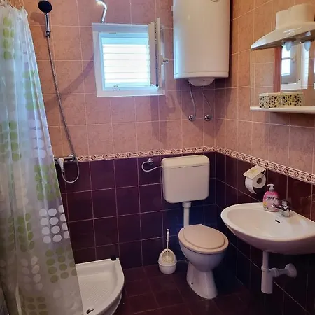 Apartment Raslina Raslina