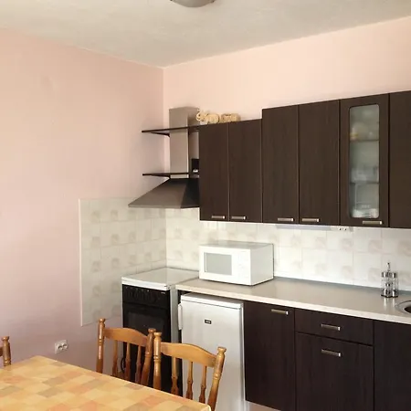 Apartment Raslina Daire *