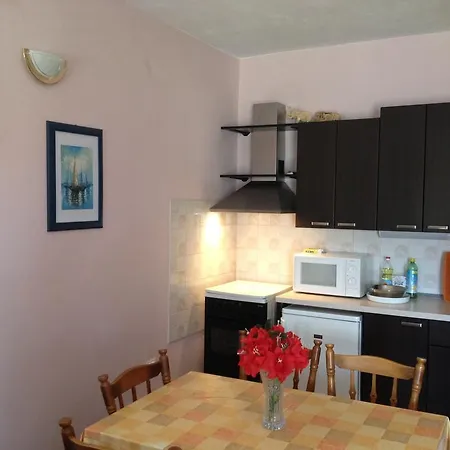 Daire Apartment Raslina Raslina