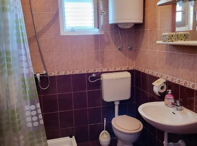 Apartment Raslina Raslina