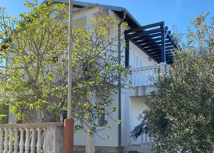 Apartment Raslina Apartamento Raslina