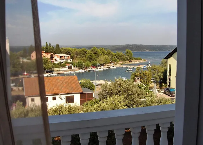 Apartamento Apartment Raslina Raslina